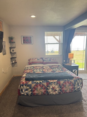 Queen size bed