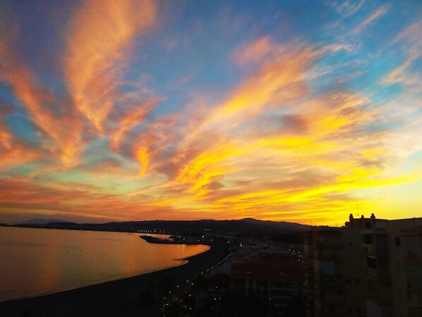 Μη ταξινομημένη εικόνα, 1 από 32, κουμπί