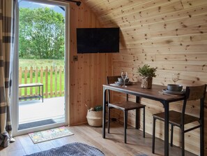 Dining Area | Hawthorn - Graffitoe Farm Holidays, Hunmanby
