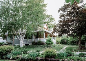 Country Porch 