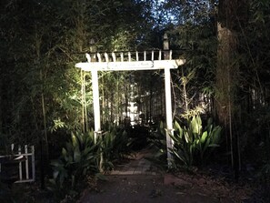 Entrance to Cottage Suites- night