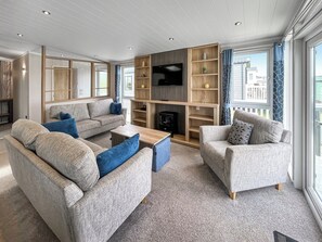 Living area | Sea View 82 - Bonnie Escapes, Southerness