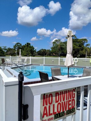 Pool area pic #2