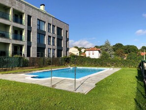 Property building,Garden,Swimming pool