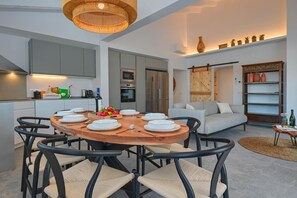 Kitchen-dining room