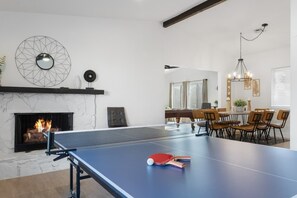 Spielezimmer