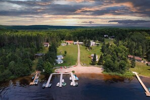 Fishing and Pontoon Rentals Available . Marina Space Available to Guests Bringing their Own Watercraft’s As Well. 