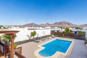 Villa Arisen image