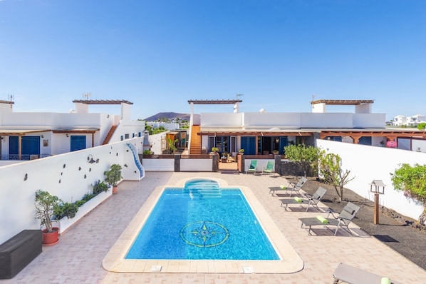 Villa Arisen image