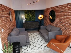 Sittområde i lobbyn