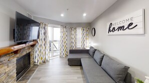 Indoors, Screen, Furniture, Living Room, Home Decor
