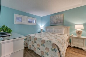 Atlantic Towers 308-print-013-004-Bedroom-4200x2800-300dpi