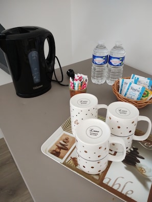 Kaffe och/eller kaffebryggare