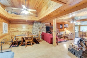 Living Room | Twin Daybed | Flat-Screen TV | Wood-Burning Stove