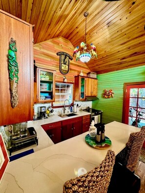 Full Renovated Key West Conch House
