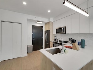 Downtown Phoenix Phoenix 1 Bedroom Kitchen