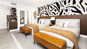 Room with 2 double beds, 1 crib, Wi-Fi, TV