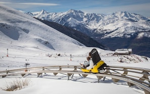 Snow and ski sports