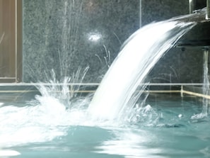 ・[Marble bath] Although it is not a hot spring, please stretch your arms and legs and relax.