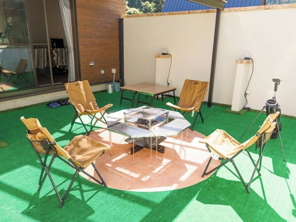 ・[Cottages A/B/Terrace] You can enjoy BBQ on the terrace with your favorite ingredients.