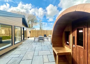 Hamlet Lodge Retreat at Calloose Holiday Park, Hayle