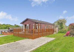 Primrose Lodge 2 - Meadow Lakes Holiday Park, Nr St Austell