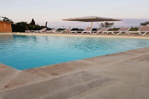 Holiday Home Swimming Pool