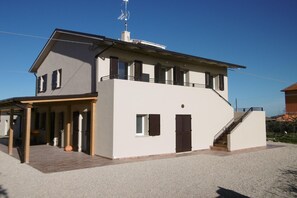 Extérieur maison de vacances [été]