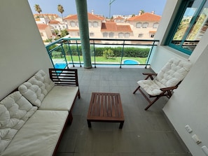  Outdoor terrace
