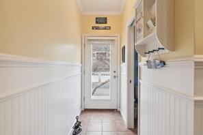 ,Entry,