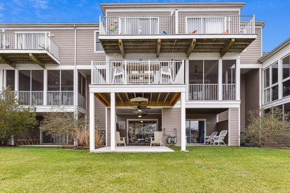 ,Back Elevation,