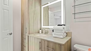 Enjoy a spa experience with our luxurious bathrooms.