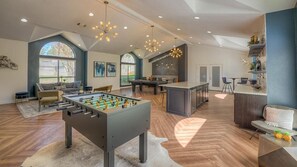 Spielezimmer