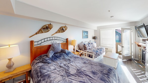 Indoors, Home Decor, Lamp, Bed, Furniture