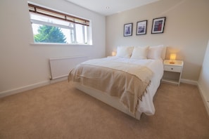 Master Bedroom - King Bed