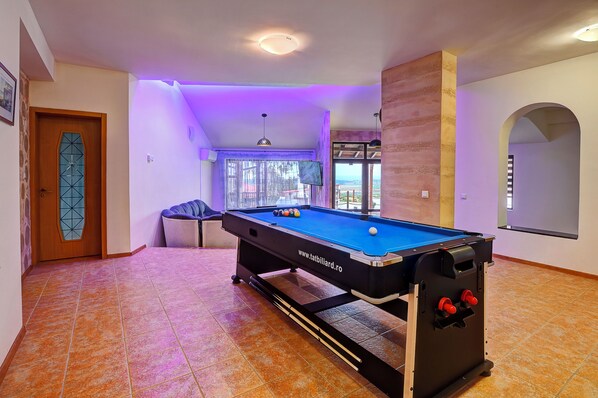 Game room