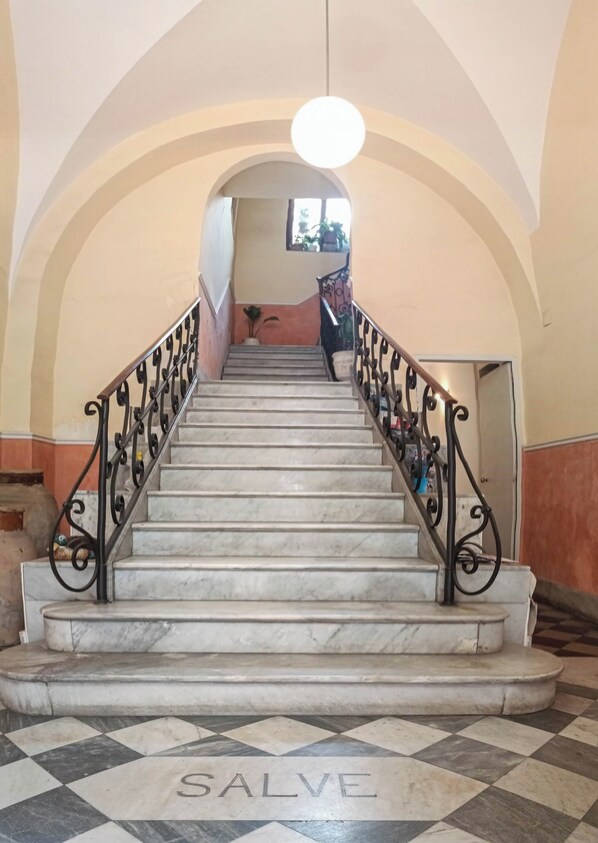 Casa Rossi: ingresso