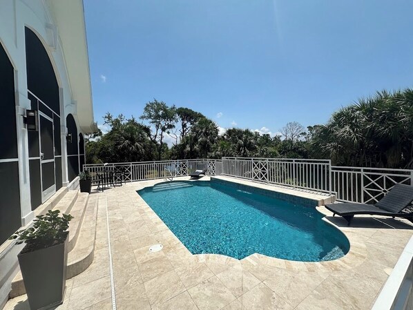 Walk out to your own private pool paradise!