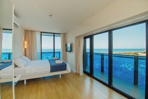 Beach/ocean view