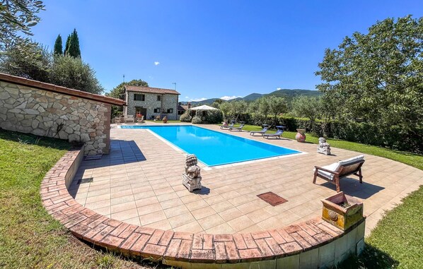 pool