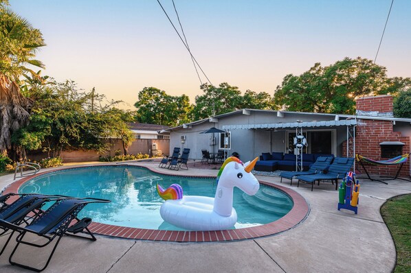 Pool