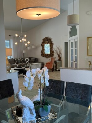 House dining room seat 8