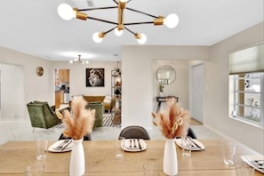 Inside6DiningRoomSittingRoom