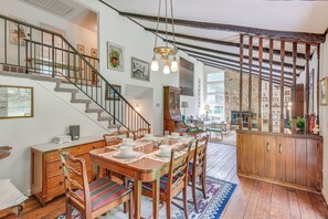 Dining Area | 2nd Floor | Dishware & Flatware Provided