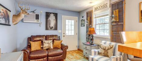 Ranger Vacation Rental | 1BR | 1BA | 480 Sq Ft | 2 Steps to Enter