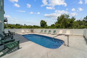 Private Pool Area