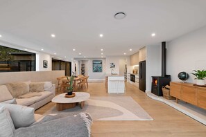 Lounge and kitchen