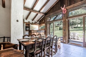 Dining room