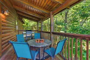 Edge of Glory side porch