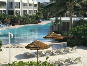 Oasis Pool